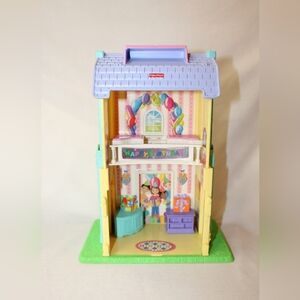 2005 Fisher Price Sweet Streets Surprise Birthday Party Dollhouse Toy